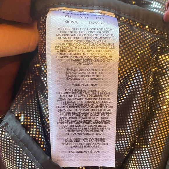 Columbia Women's Deep Red Puffer Jacket - Picture 7 of 7